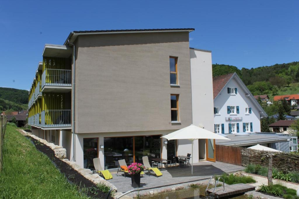 Landhotel Wilder Mann Eggingen Exterior foto